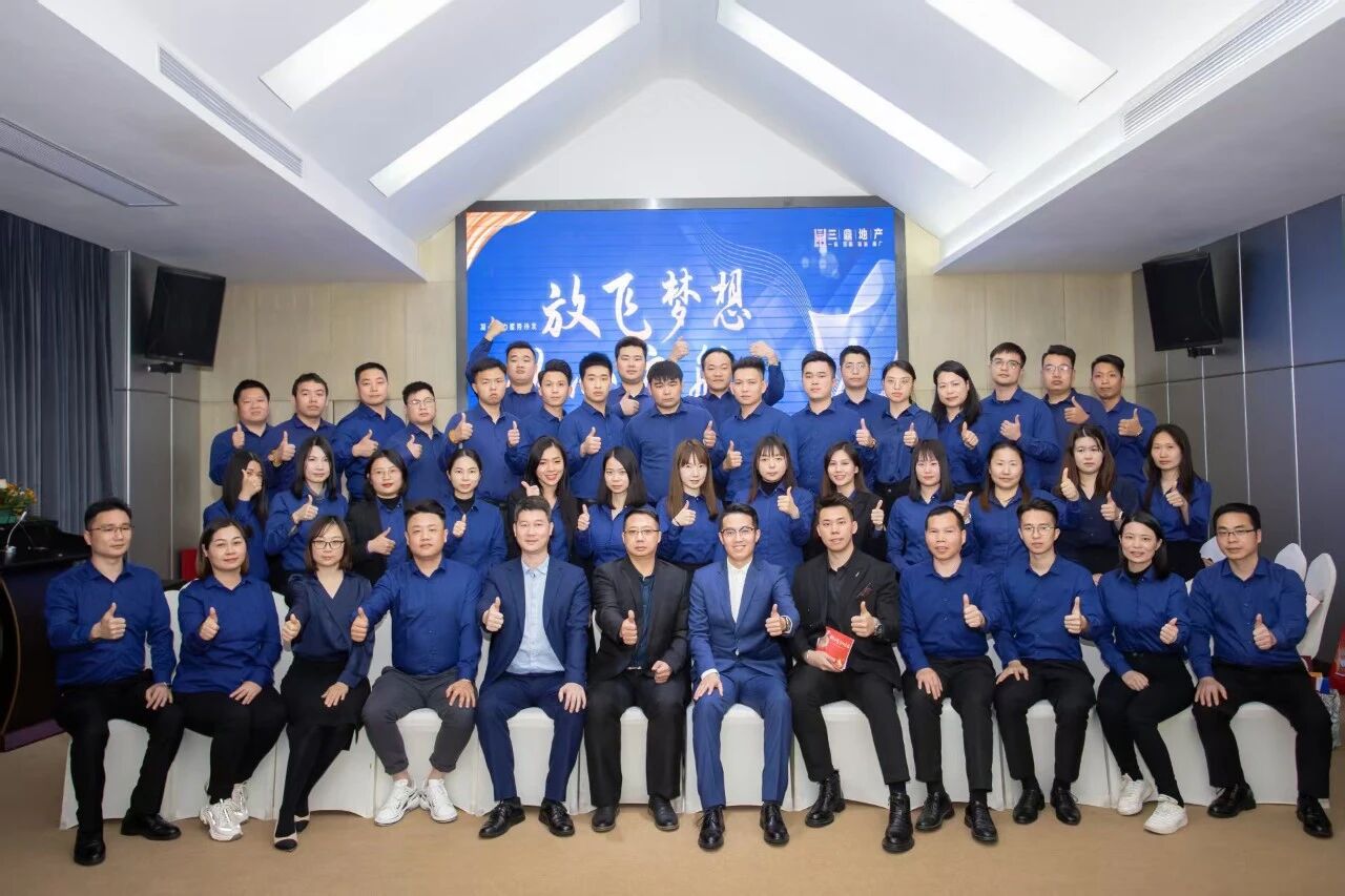 bd4d7f83507ef1a873e8ab909f03b091.jpg bd4d7f83507ef1a873e8ab909f03b091.jpg